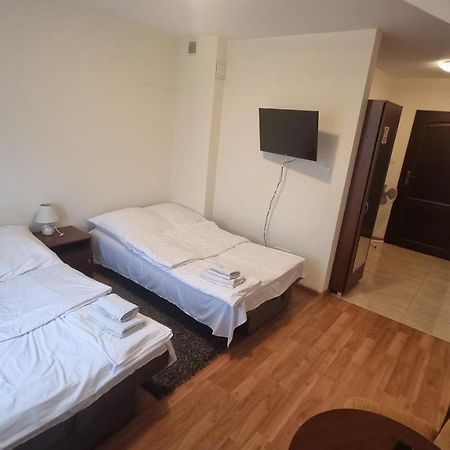 Maków Mazowiecki Hotel Monika المظهر الخارجي الصورة