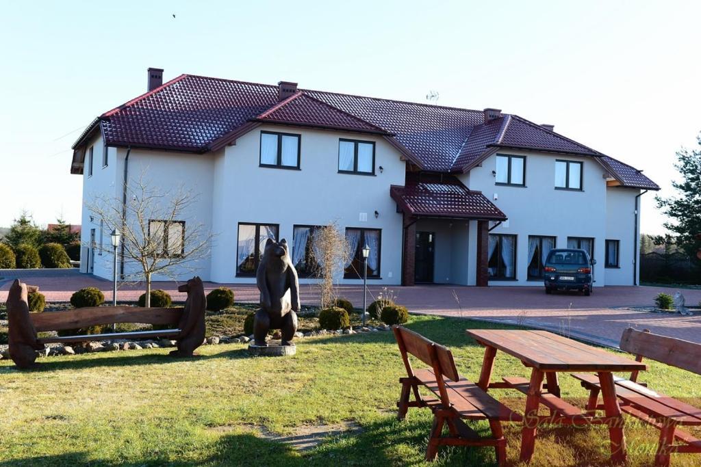 Maków Mazowiecki Hotel Monika المظهر الخارجي الصورة